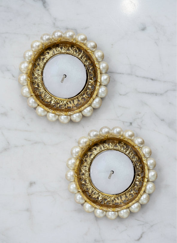 Smaran Handmade Elegant Candle Holder Set of 2 for Festivals, Weddings, Pooja Room & Home Décor, Traditional Indian Decorative Tealight Candle Set (Decorative Pearl & Metallic Tealight Diya)
