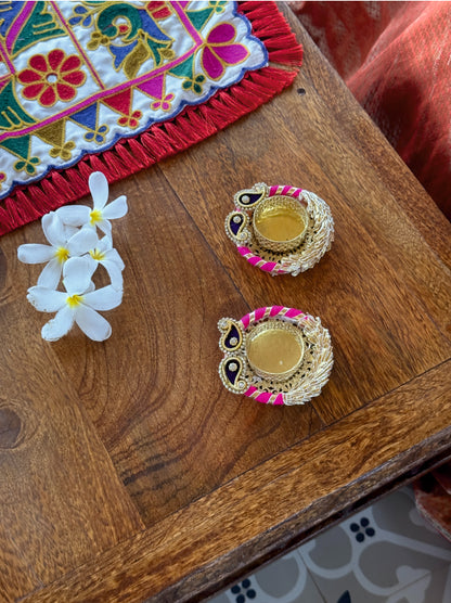 Smaran Handmade Elegant Candle Holder Set of 2 for Festivals, Weddings, Pooja Room & Home Décor, Traditional Indian Decorative Tealight Candle Set (Patch Design Ring Tealight Holder)